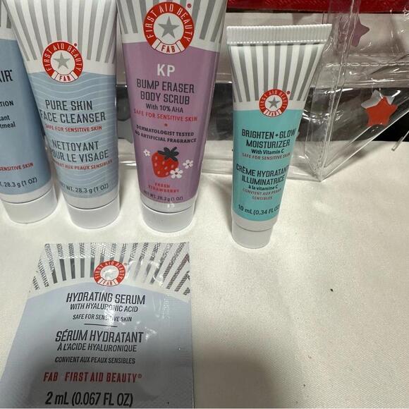 First Aid Beauty Skincare Set - Picture 2 of 4